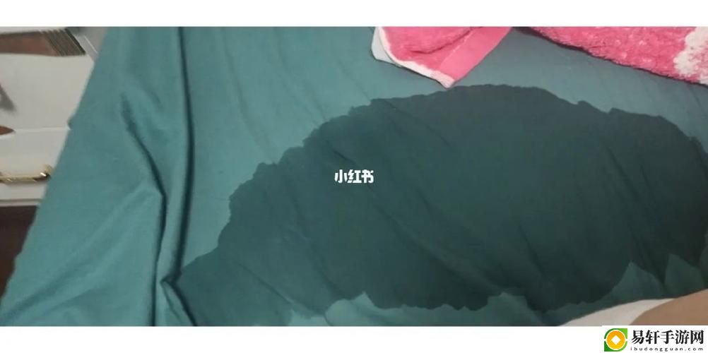 一边下奶一吃敷视频60分钟稳居榜首，网友：这是绝对的养生经典！