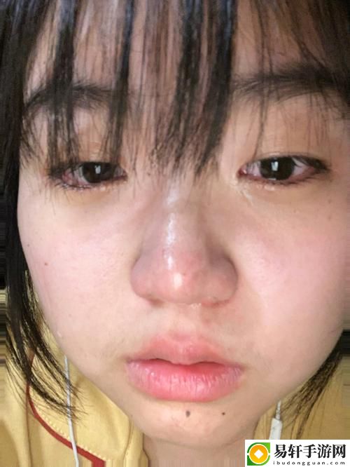高中中生被C爽哭视频网站，用户热议：青春的真实与残酷