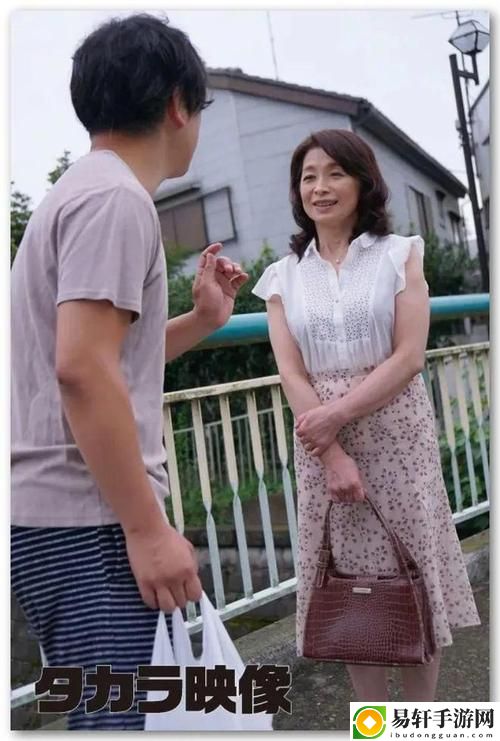  节奏生活中的悠闲时光——老阿姨看片免费观看电视剧