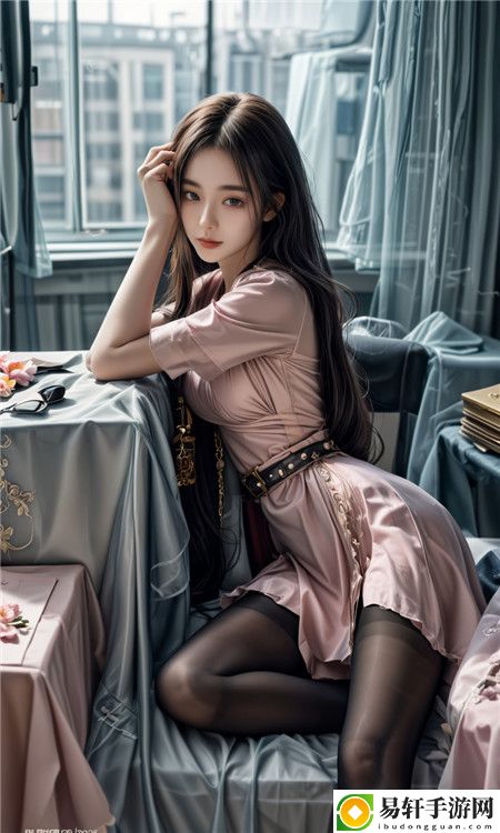 游泳馆里的两个教练孟月月：水的舞者与静的守望