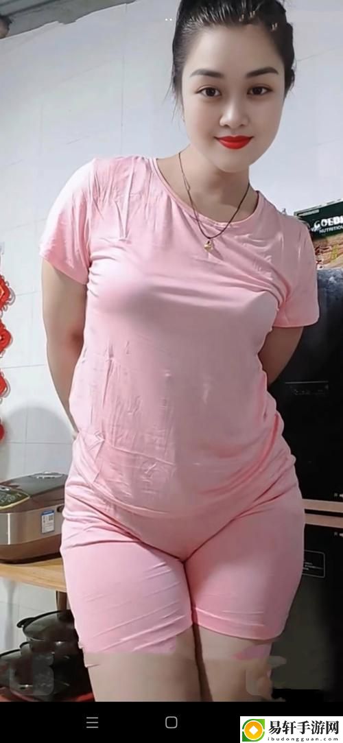 梦幻色彩中的粉嫩虎白女白嫩白紧窄魅力